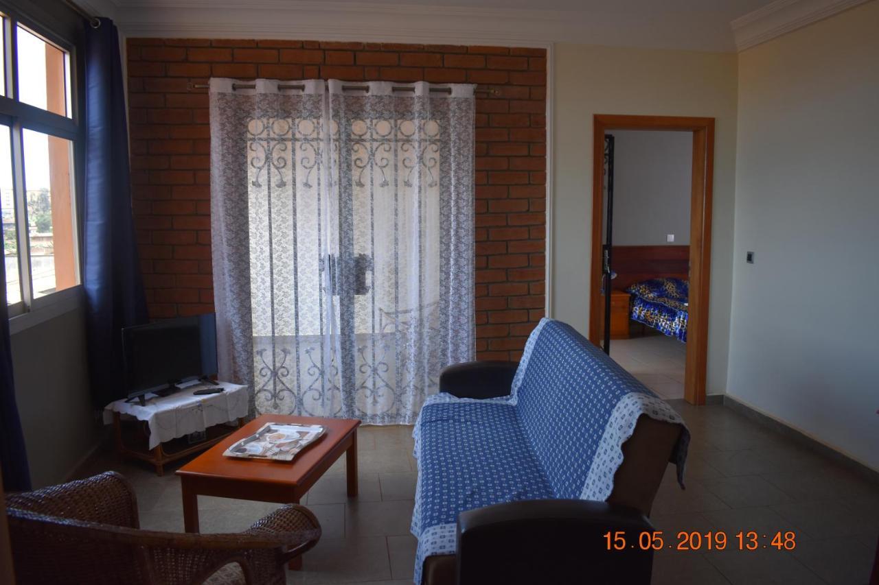 Residence Vicyma 2 P Tout Confort Bafoussam Centre Exterior foto