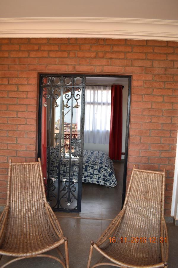 Residence Vicyma 2 P Tout Confort Bafoussam Centre Exterior foto
