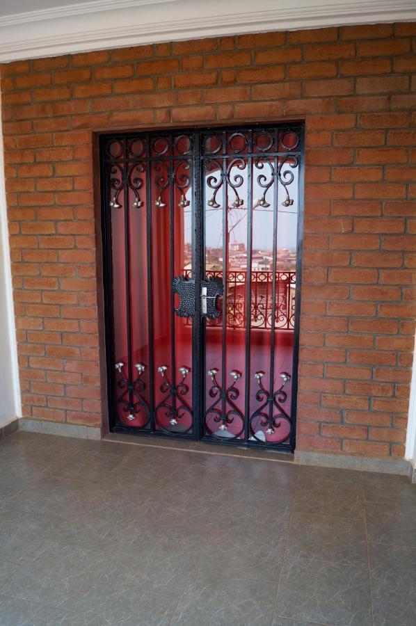 Residence Vicyma 2 P Tout Confort Bafoussam Centre Exterior foto